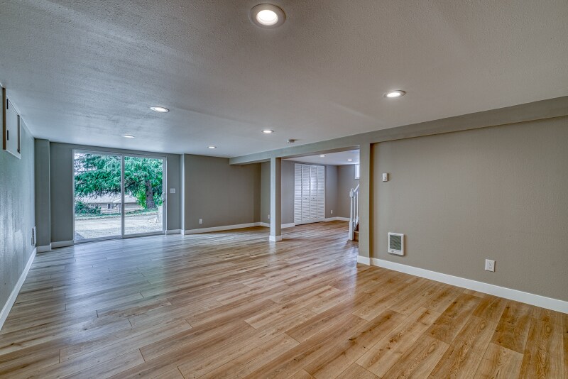 Building Photo - 3223 Herren Ave