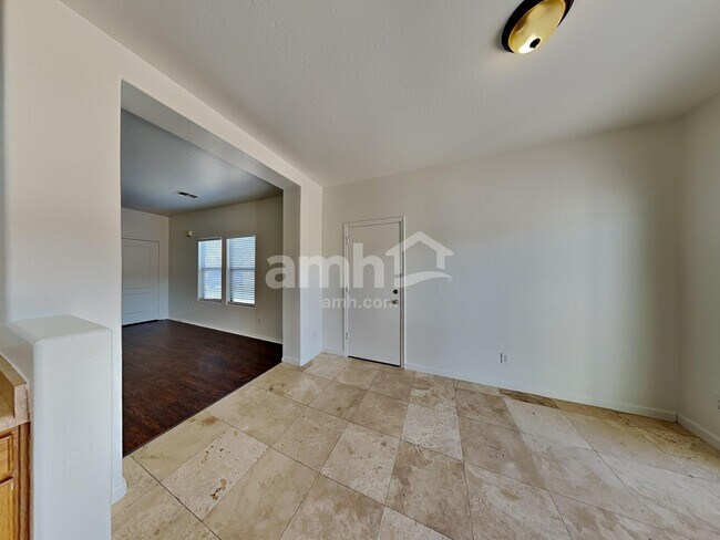 Building Photo - 17664 N 185th Ln