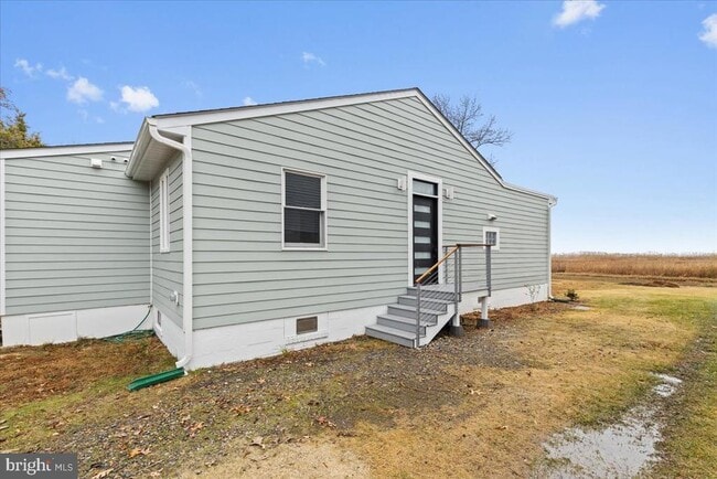 Building Photo - 1345 Ellicott Ave