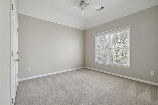 Building Photo - 1400 Prestige Valley Dr