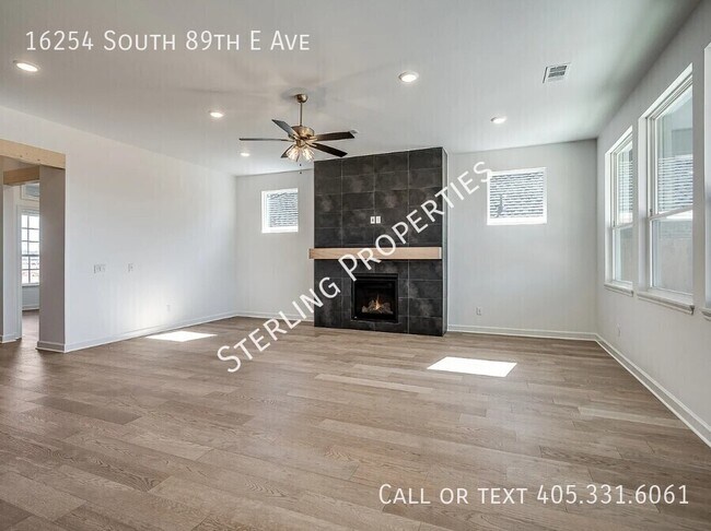 Building Photo - 16254 S 89th E Ave