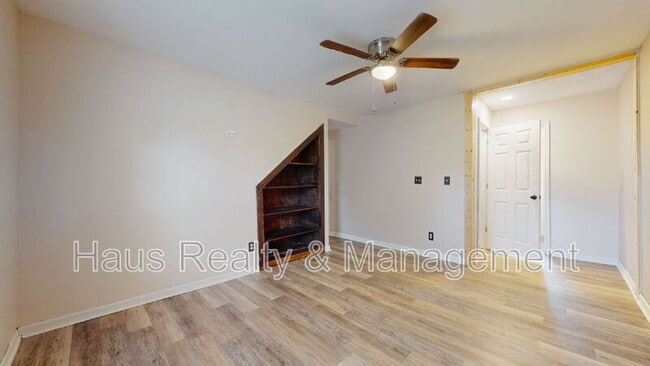 Building Photo - 3248 N Senseney Cir