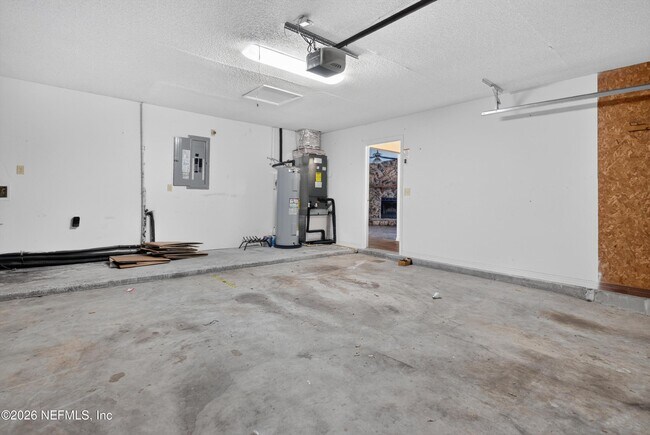 Building Photo - 1445 Classic Oak Rd W
