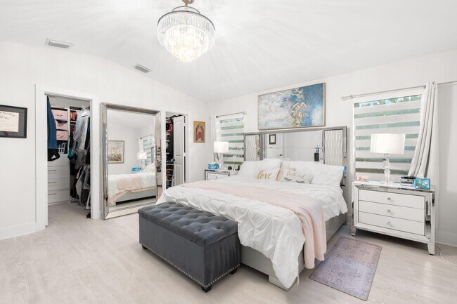 Building Photo - 20202 Back 9 Dr