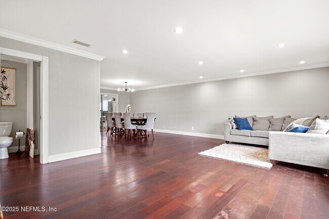 Building Photo - 36 A1A N