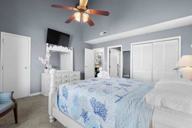 Building Photo - Free Utilities!! Seasonal Rental Available...