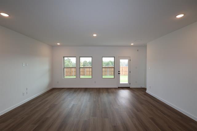 Building Photo - 1291 Okeechobee Dr