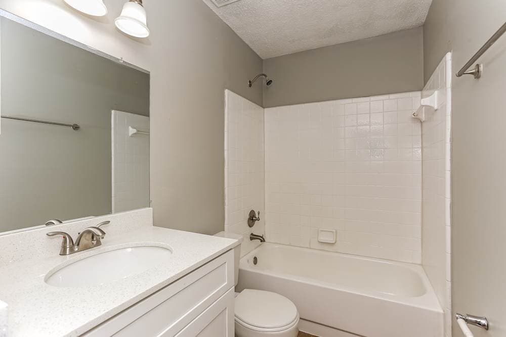 Building Photo - 8765 Hammond Forest Dr