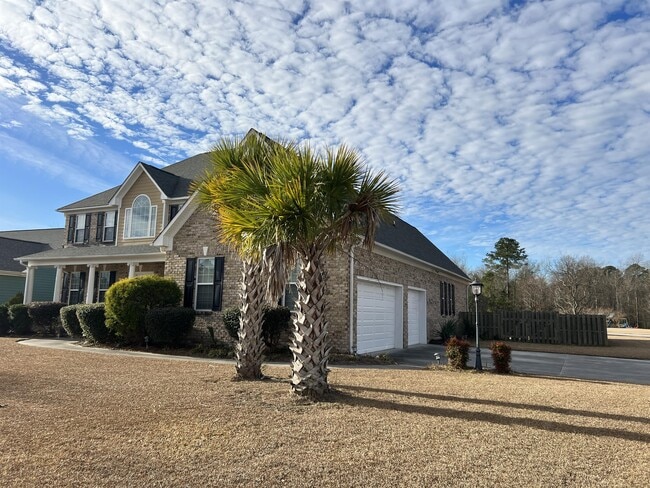 Building Photo - 101 Bellechasse Way