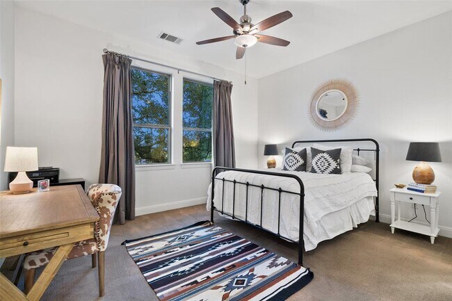 Building Photo - 4113 Sugarloaf Dr