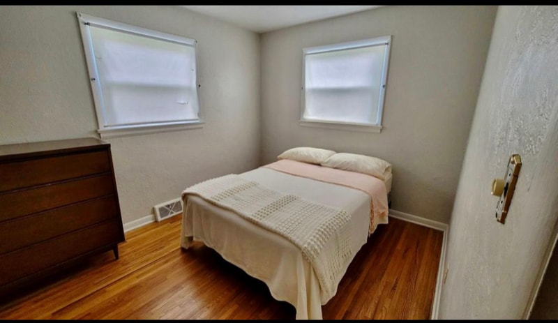 Building Photo - 1920 Pickle Rd