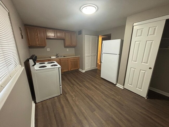 Building Photo - 3717 Beulah Rd