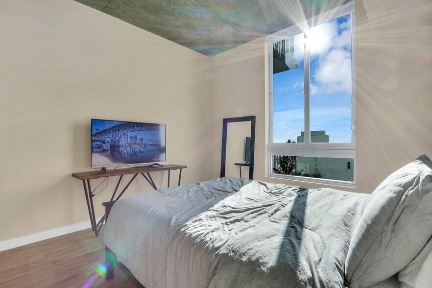 2nd Bedroom - 300 S Australian Ave