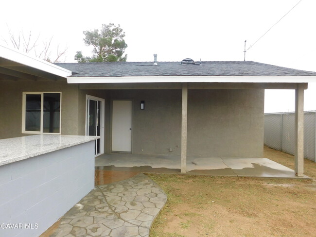 Building Photo - 8260 Viburnum Ave