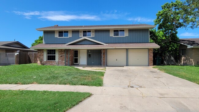 Primary Photo - 3538 Columbine Ln