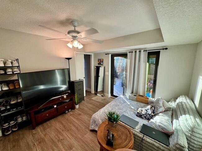 Building Photo - 8535 Boca Rio Dr