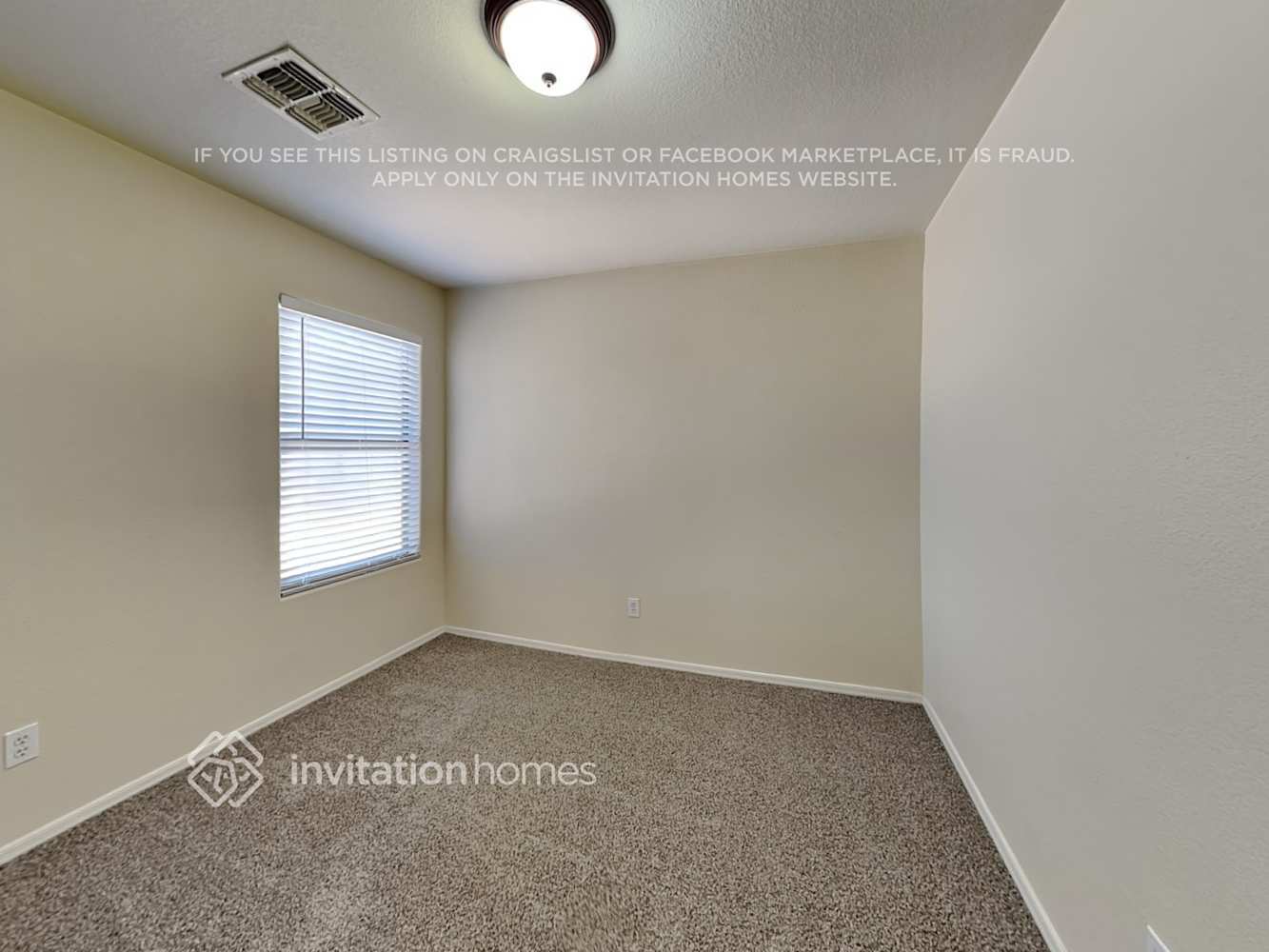 Building Photo - 18474 W Dawn Dr