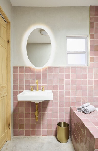 Building Photo - 2861 Agua Fria St