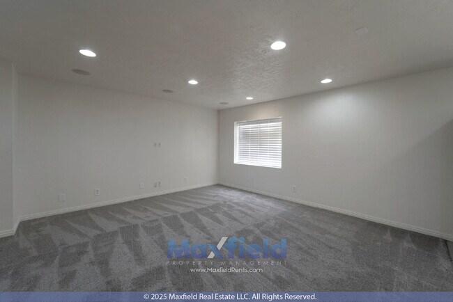 Building Photo - SHORT TERM LEASE AVAIL - 6BD 4BTH 2GAR - Home in Lehi - 6 Month Lease available