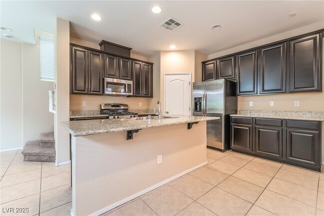 Building Photo - 7645 Lots Hills Dr