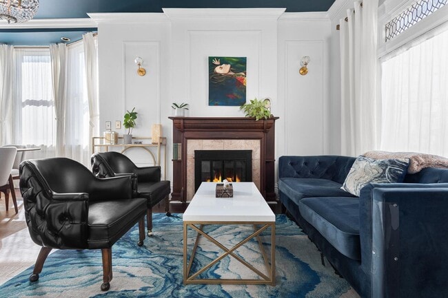 Building Photo - Sunny Two-Story Wash Park Bungalow