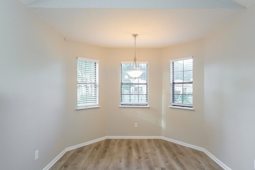Building Photo - 14387 Pablo Bay Dr