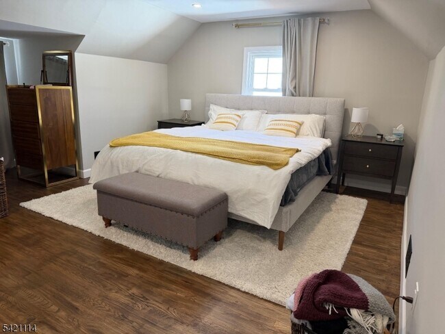 Building Photo - 321 Minute Arms Rd