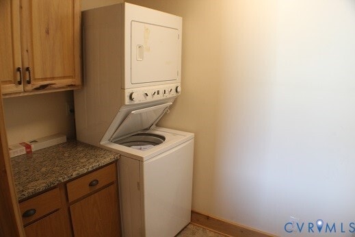 Building Photo - 4801 Bird Grove Ln