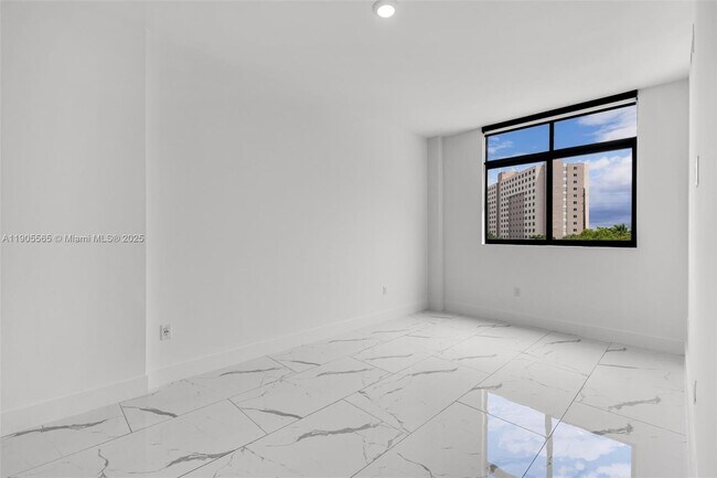 Building Photo - 1 Curtiss Pkwy