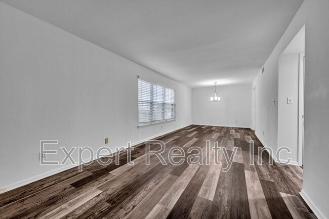 Building Photo - 2076 Montreat Cir