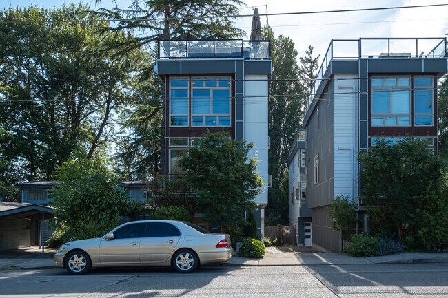 Building Photo - 9528B 8th Ave NW