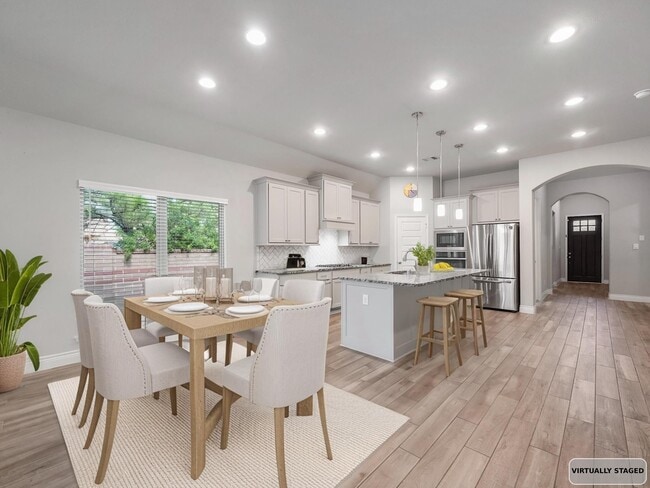 Building Photo - 15039 Montezuma Quail Dr