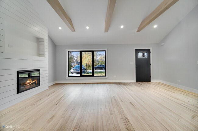 Building Photo - 66 Mionske Dr