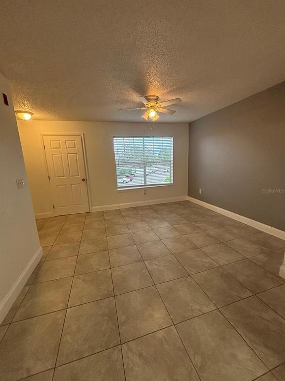 Building Photo - 2206 Antigua Pl