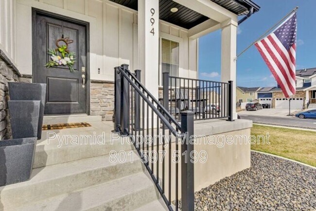 Building Photo - 994 S 4090 W