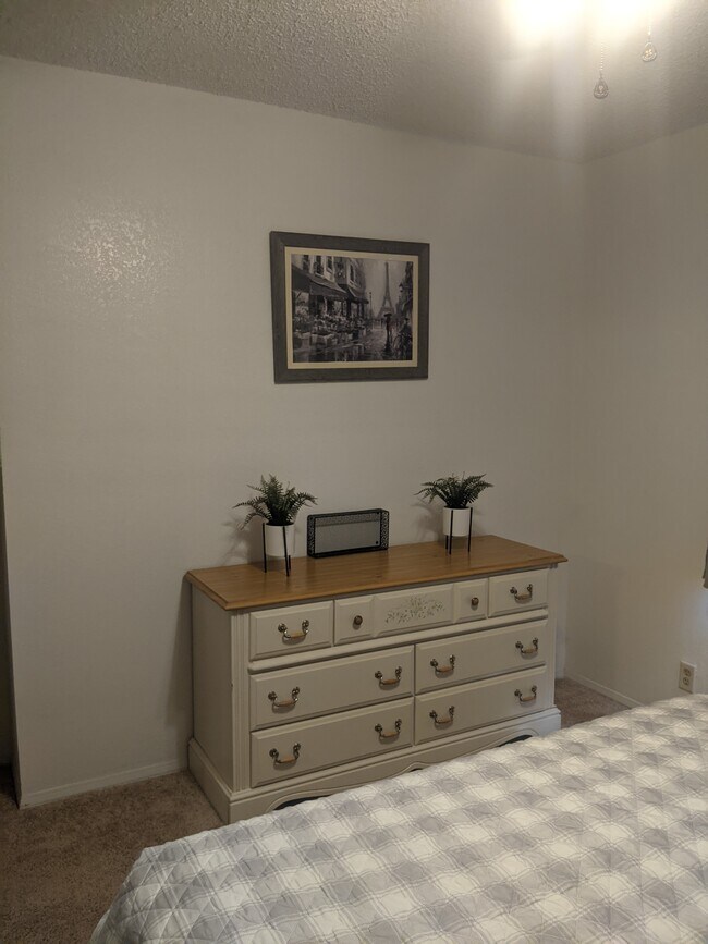 Building Photo - 1254 Escalera Pl