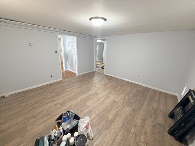 livingroom - 306 5th St NW