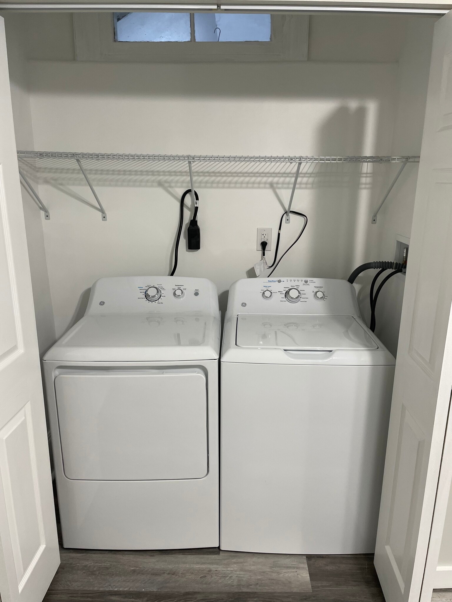 Laundry Closet - 1418 N 3rd St