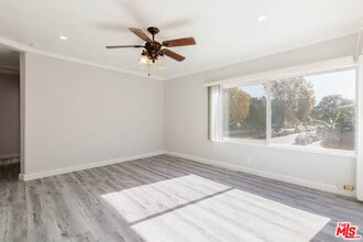 Building Photo - 8525 Cadillac Ave