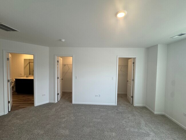 Building Photo - 7714 Nightshade Ln