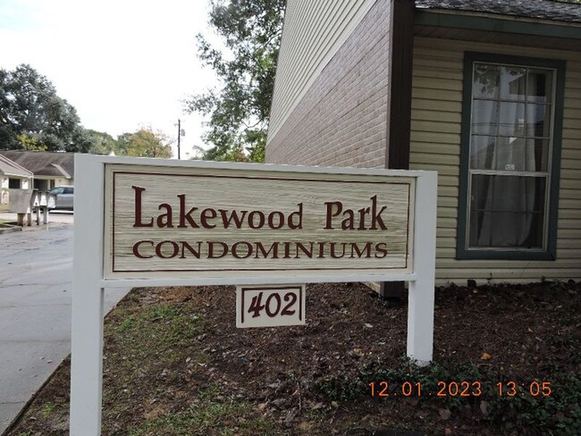 Primary Photo - Lakewood Park Condominuims