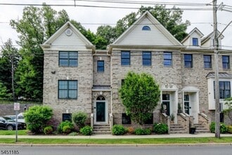 Building Photo - 50 Bloomfield Ave