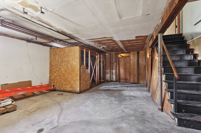 Building Photo - 37 Cumberland Rd