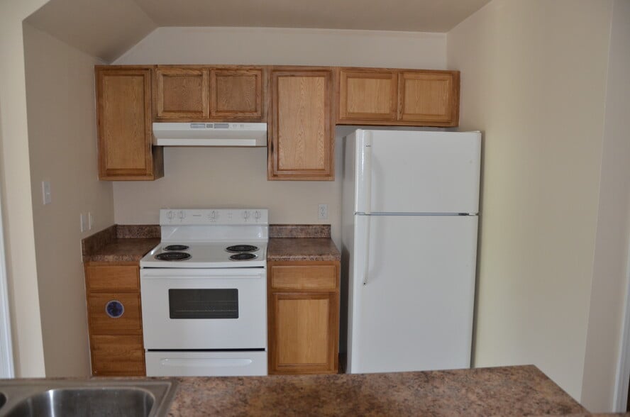 Building Photo - 1334 Foxwood Pl