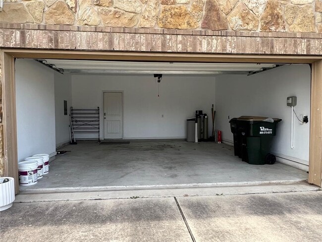 Building Photo - 1508 Daylily Loop