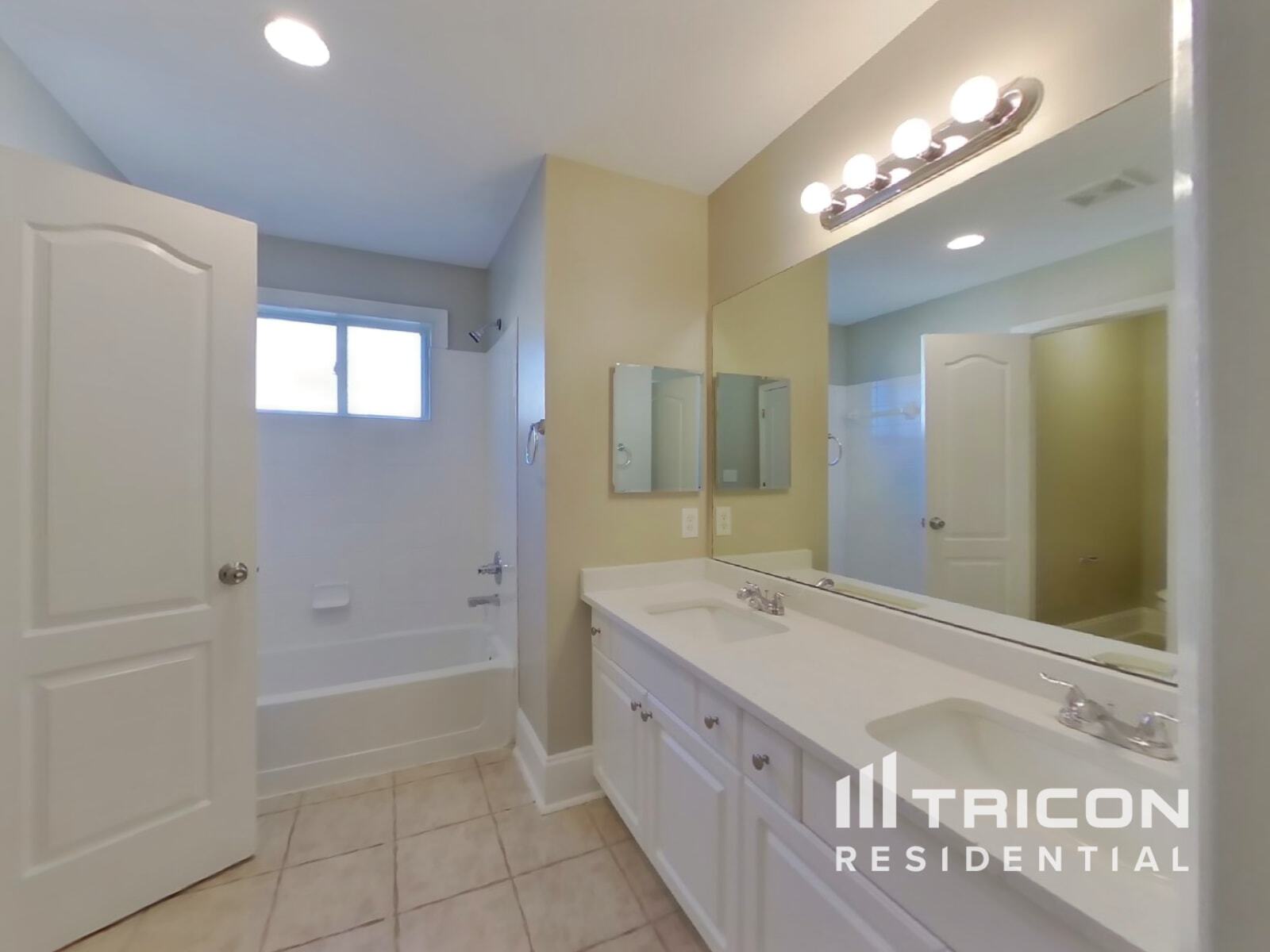 Building Photo - 434 Grandiflora Dr