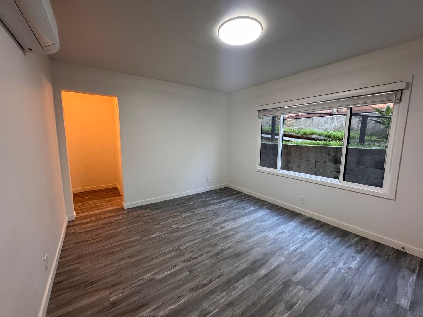 Building Photo - 456 N Westmoreland Ave