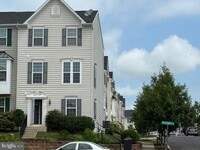 Building Photo - 611 Washington Sq