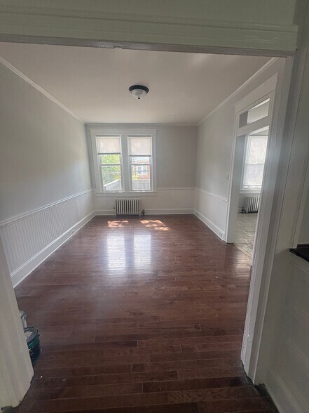 Building Photo - 22 S Tremont Rd