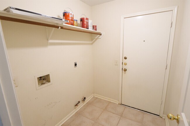 Building Photo - 1314 Hollow Ash Ln